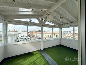 Appartamento con terrazzo zona centrale