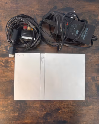 PlayStation 2 Slim Silver SCPH-75004
