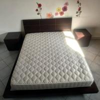 Letto matrimoniale + 2 comodini + casetiera