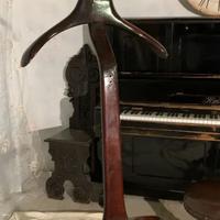 Servo muto ico parisi