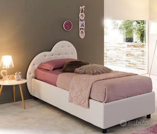 Letto a forma di cuore