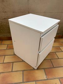Comodino bianco