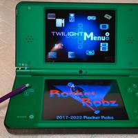 Nintendo DSi XL Verde con custodia e Giochi