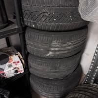 Cerchi le gomme da 18 per Mercedes Classe e