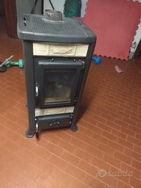 stufa a legna Nordica 