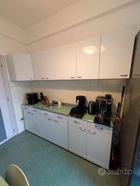 cucina anni 60 totalmente in acciaio + tavolo