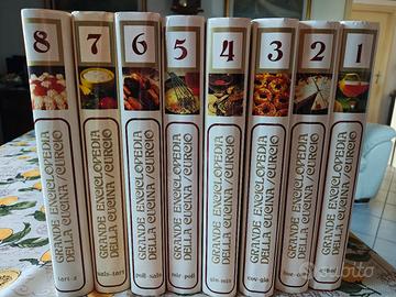 Grande Enciclipedia della cucina Curcio