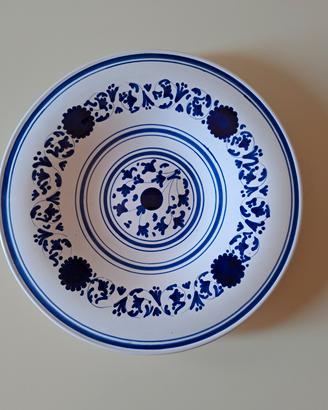 Piatto ceramica bianca blu Museo Padovani Faenza