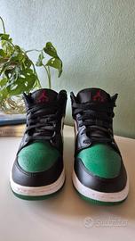 Air Jordan 1 Mid Pine Green 38