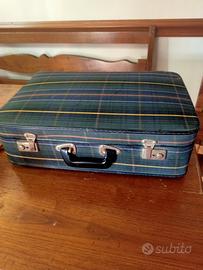valigia rigida vintage 
