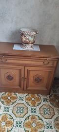 Credenza in legno stile classico con cassetto