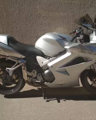 Honda VFR VTEC 2003