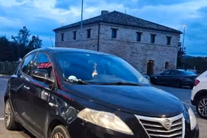  Lancia ypsilon 1.2 benzina 