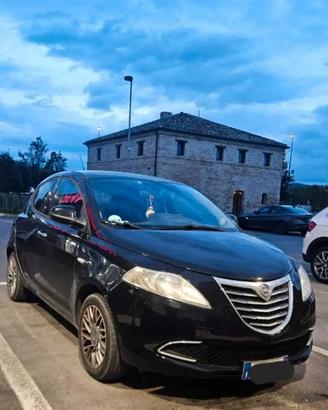  Lancia ypsilon 1.2 benzina 