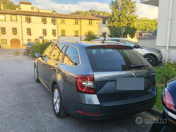Skoda Octavia  1.4 g-tec 