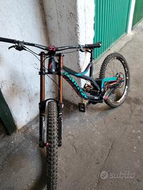 Devinci Wilson Carbon DH 26" - Marzocchi 888 - MTB