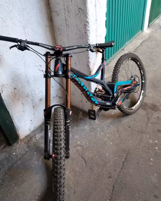Devinci Wilson Carbon DH 26" - Marzocchi 888 - MTB