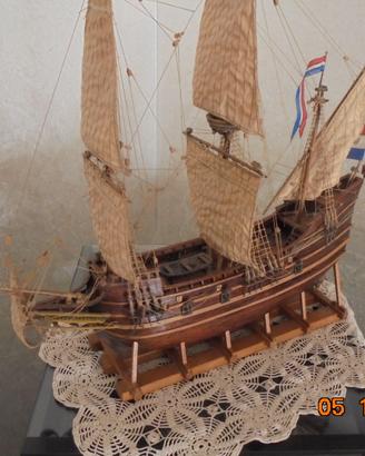 modellino di nave