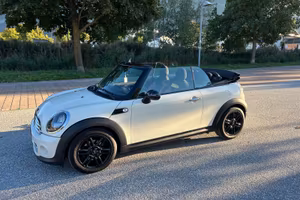 MINI Cooper D Cabrio