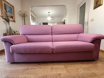 divano 3 posti  (180 e.)+ 2 poltrone (100 e. cad.)