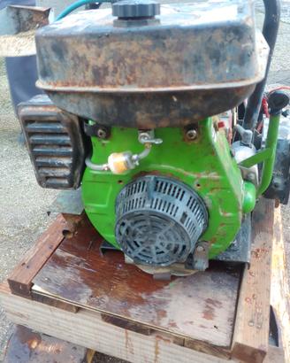 gruppo elettrogeno 220V - 3,6KW