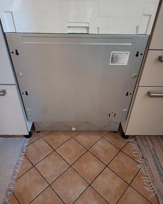 lavastoviglie whirlpool