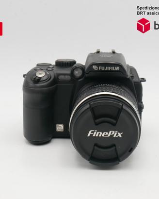 FujiFilm Finepix S9500