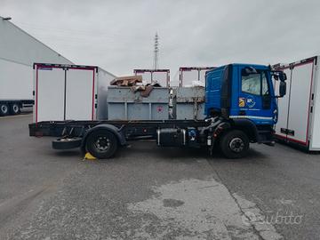 iveco eurocargo 6 cilindri euro6  per ricambi 