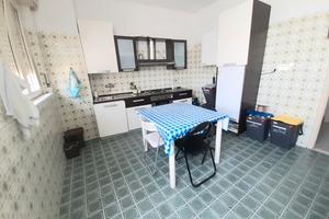 Ultime 2 stanze a single donne in via libeccio