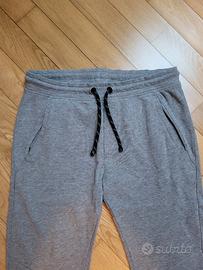Pantaloni tuta 