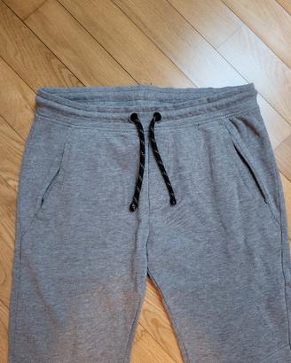 Pantaloni tuta 