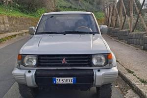 Pajero v20 GLS 2.5 TDI [RICAMBI]