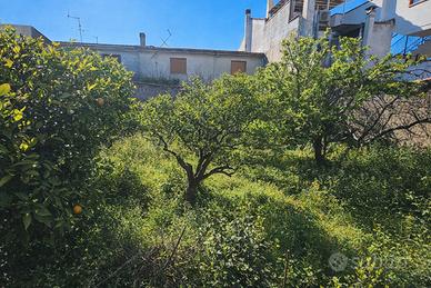 Terralba - indipendente ampio giardino