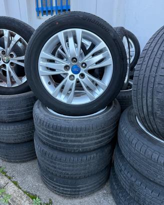 Cerchi Ford Focus + gomme 205/55R16