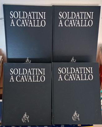 4 volumi rilegati Soldatini a Cavallo -De Agostini
