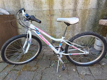 bicicletta per ragazza