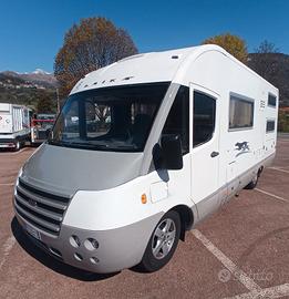 Motorhome Laika H710 6 posti viaggio 