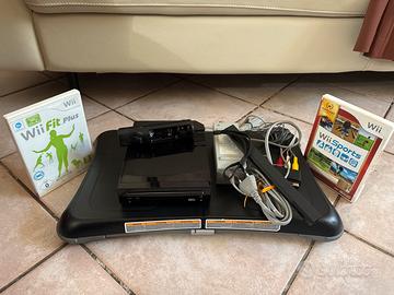 Wii con wii balance e due giochi