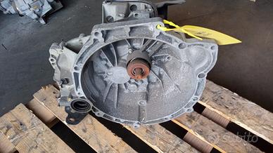 CAMBIO FORD FIESTA 1,2 16V CODICE 8A6R 7002 JE ANN
