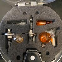Kit di ricambi per lampadine auto