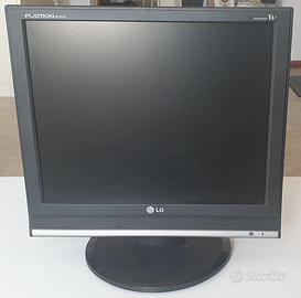 Monitor / TV  LG  17''
