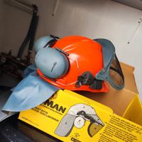 casco protettivo per decespugliatore 