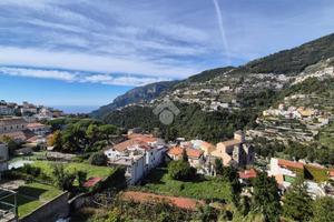 CASA SEMINDIPENDENTE A RAVELLO