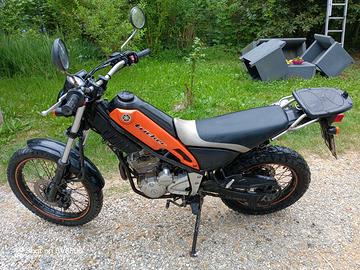 Yamaha XG 250 Triker