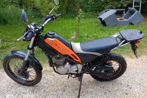 Yamaha XG 250 Triker
