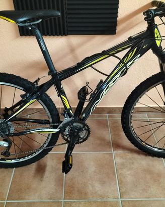 Nuzzi NSR alluminio 26' perfette condizioni 