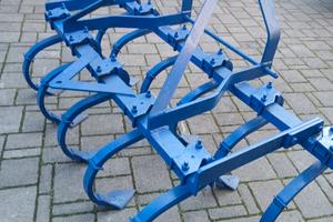 estirpatore per trattore agricolo 