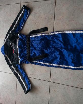 tuta da pilota con casco guanti e scarpe numero 32