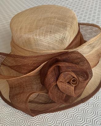 Cappello elegante da cerimonia