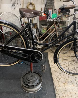 Bianchi donna 1940